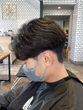 ステレオ ヘアデザイン 安城店(STEREO HAIR DESIGN) センターパート×フェザーパーマ［9月］