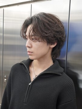 レタッチバイフィフス(RETOUCH by fifth) 原宿センターパートシャドウルーズパーマフェザーショート