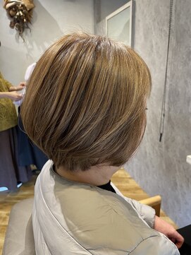 プーパ ヘアーユニ(pupa hair uni) ショートボブ