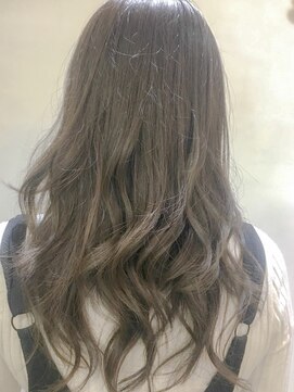 ニーケ 池袋 池袋西口(nike) 【nike池袋】ゆるふわウェーブ