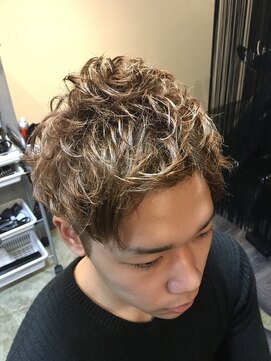 バーバー スタジオ ラフテル(Barber Studio RAFTEL) ナチュラルパーマ！アップバング