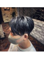 モナン 新宿(Monan)&nbsp;【白メッシュ】前下がりのセンターパート