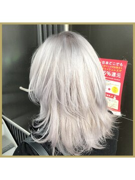 ゴカン(gokan) 【gokan金沢/カミマエ】ホワイトヘアー