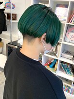 ディーカヘアーセンダイ(Di KA HAIR sendai)&nbsp;ミニボブ/グリーン/刈り上げ/アニメ/２次元/ローライト