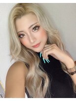 ローレン(Rollen)&nbsp;ハイトーン×エクステで作るかき上げギャルスタイル！