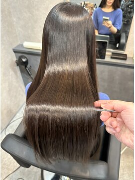 ルーツ(Roots) ☆髪質改善☆美髪ストレート（縮毛矯正）×美髪トリートメント☆