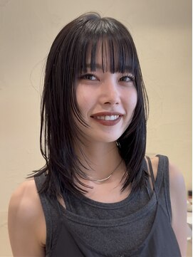 パドマ(Padma) ミディアムレイヤー