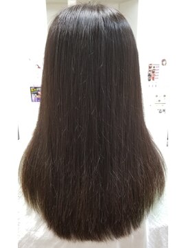 クセ毛のフェアリーストレートAfter