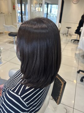 アッシュ 西荻窪店(Ash) イルミナカラーで艶サラに