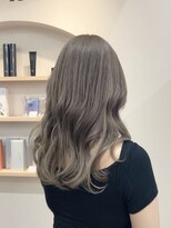 ユウル 横浜(juhl.)&nbsp;ヘーゼルベージュミルクティーグレージュブリーチダブルカラー