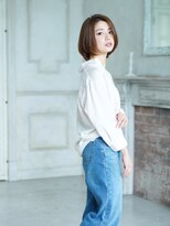 フミ(Fumi) 前髪なしの“ひし形ショートボブ”vol.2