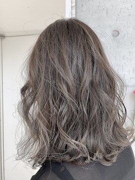 ルーク 立川(LUK) Lien☆ナチュラルグレージュ×ミディアム外ハネボブ 立川