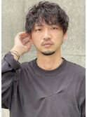 ツイストスパイラルパーマフェザーマッシュ