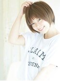ハイライトカラーのこなれヘアショート