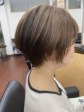 ルッカヘアガーデン 鶴ヶ島店 くびれショート