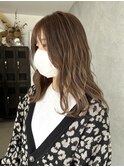 ベージュカラー