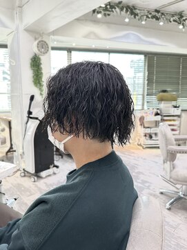 ロストシティ 横浜(LOST CITY) 縦落ちパーマ