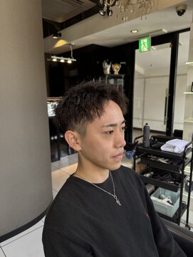 アイズ 海老名(AIZU) ツイストスパイラルパーマ ツイストパーマ 海老名パーマ 眉毛