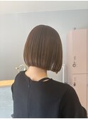《茨木》パツっとストレートボブ