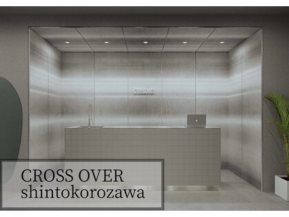 クロスオーバー(Cross Over)の写真