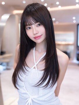イオ 本厚木(io) 20代30代くびれ顔周りレイヤーカット/美髪質改善/縮毛矯正