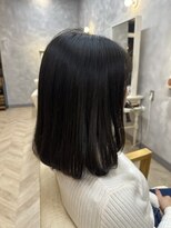 ポノ(pono)&nbsp;ツヤ感ストレートのナチュラルボブ