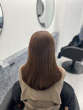 アルドーレヴェントホリエ(Ardore vento horie) やわらかさが続くミルクティーブラウン