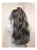 シルバーグレージュ×グラデーション