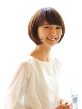 レウナ 外苑前(Reuna) 【30代40代50代】丸みが綺麗な大人ひし形ショート