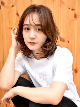 ブゾン(buZon) シースルーバング×毛先カールミディ