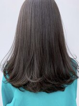 『透明感グレージュ』＝透明感ベージュ×グレー/ミルクティー[ダブルカラー/ケアブリーチ/インナーカラー