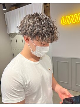 キャンディ 横浜(CANDY) 【岸本泰芽指名】波巻きパーマ/刈り上げマッシュ