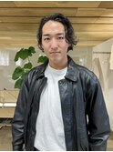 メンズミディアム藤井風癖毛ニュアンスパーマカールスタイル