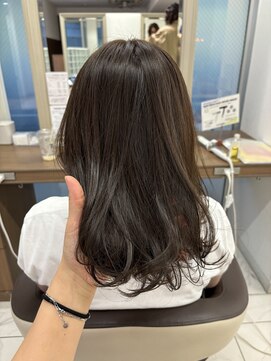 アッシュ 下北沢店(Ash) ミディアムオリーブベージュ