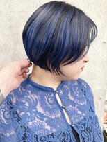 モリオ(morio)&nbsp;=アンブレラカラー耳かけショートボブ前下がりショート30代40代