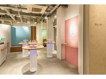 イニオイラボトリル(inioiLab to lil)の雰囲気（Instagramで話題のinioiLabとのコラボ店舗！【透明感カラー】）