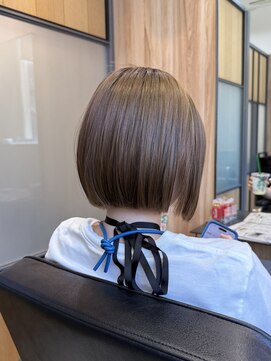 イオエ 三宮(ioe) くびれヘア/外ハネボブ/美髪/イメチェン/髪質改善/縮毛矯正