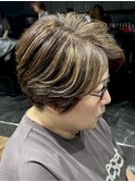 刈り上げショート 脱白髪染めハイライト 八木