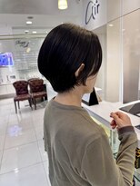 エアー 銀座タワー(AIR) 【藤岡】首すじ美人の立体ショート