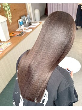 ギネス(Giness) ダークアッシュ大人ナチュラル艶髪ロング