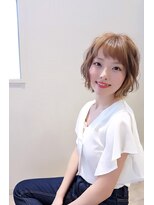 ヴェジールヘアデザイン(Vezir hair design) 正統派ボブをハイトーンでカジュアルに