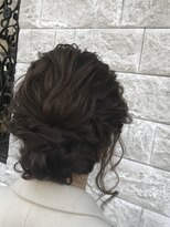 ルシエ 立川(LUCIE)&nbsp;セミロングツイストシニヨン