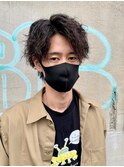 無造作　ツイストパーマ　束感カット