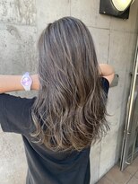 アルカナ 明治神宮前原宿(ARCANA)&nbsp;極細ハイライト×グレージュ