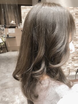 ビースリー ロア イルミナカラー×オリージュ 2022/5/26