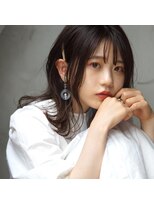 アトリエ フェム(atelier.fem)&nbsp;抜け感のある柔らかミディアムスタイル