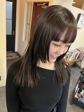 カルテ(QUARTE) STEP ウルフカット 艶カラー