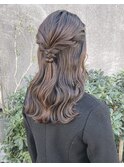 アクセサリーなし　お呼ばれヘアセット　ハーフアップ