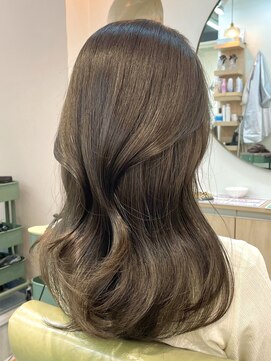 シビバイレボ(CIBI by revo) セミディ/ナチュラルレイヤーカット/フェイスレイヤー[船橋]