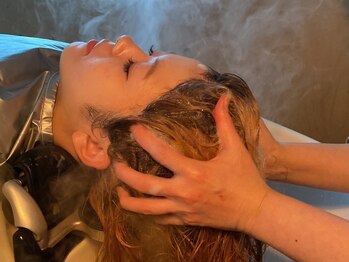 ボブ (Hair salon BOB)の写真/気になる頭皮環境を解消！クレンジングスパで清潔を保ちながら、至福のリラクゼーションと寛ぎを◎